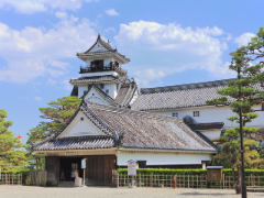 県庁前駅