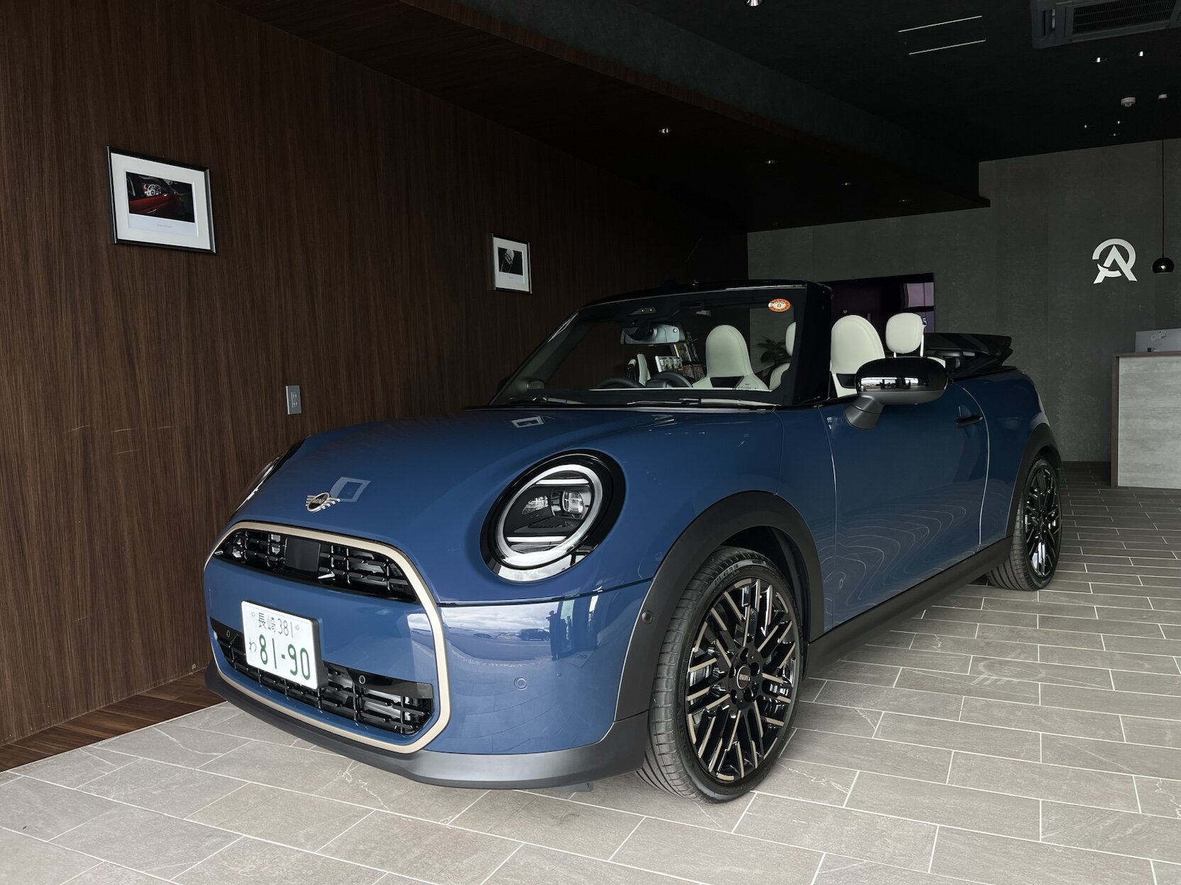 BMW MINI COOPER CONVERTIBLE C【空港直結！始発・最終便対応！Googleレビュー4.8！】 